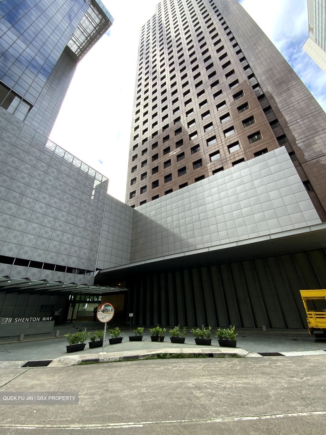 Lippo Centre (D2), Office #454142001